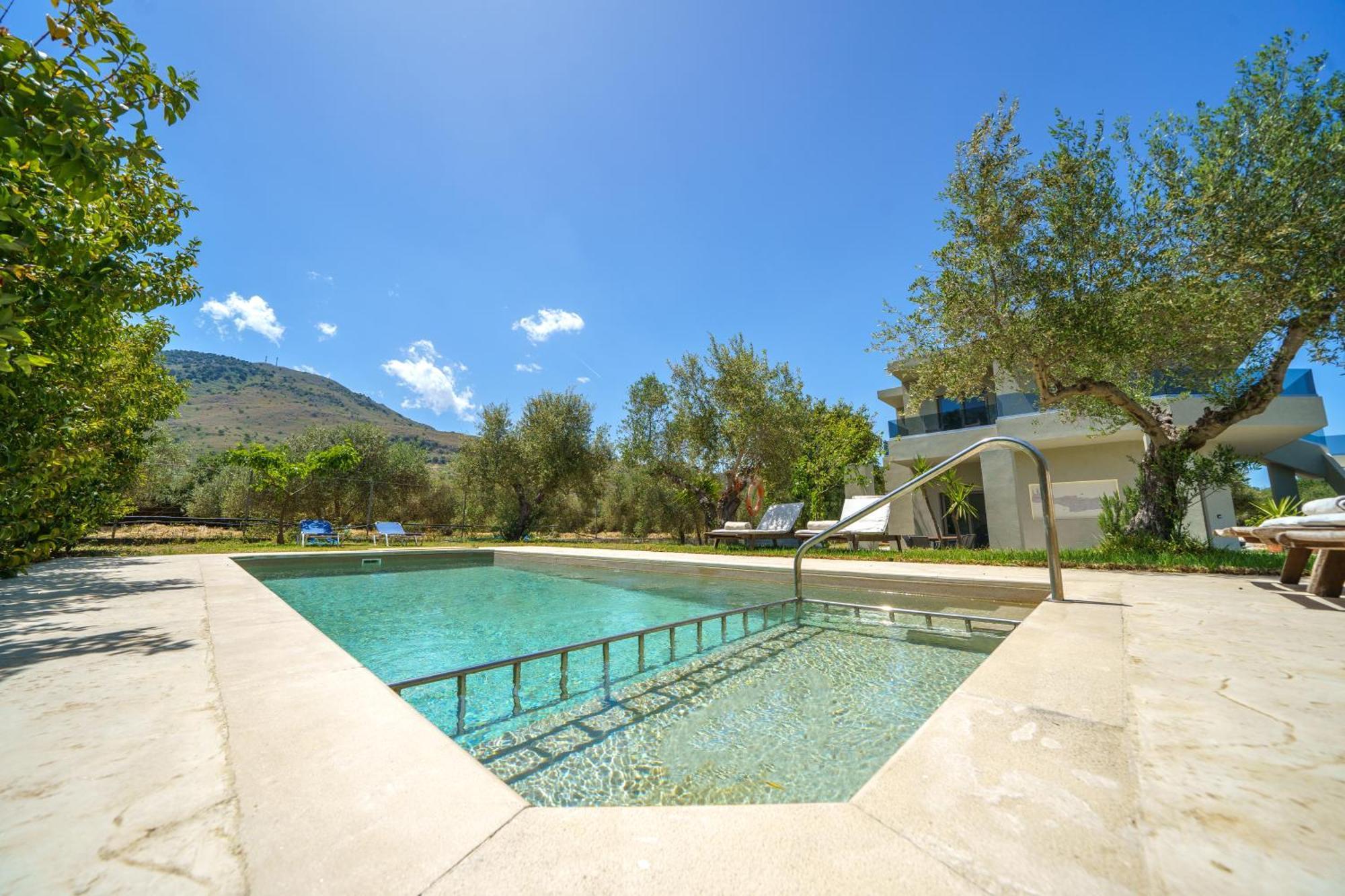 Villa Marian With Private Swimming Pool & Jacuzzi Γεωργιούπολη Εξωτερικό φωτογραφία