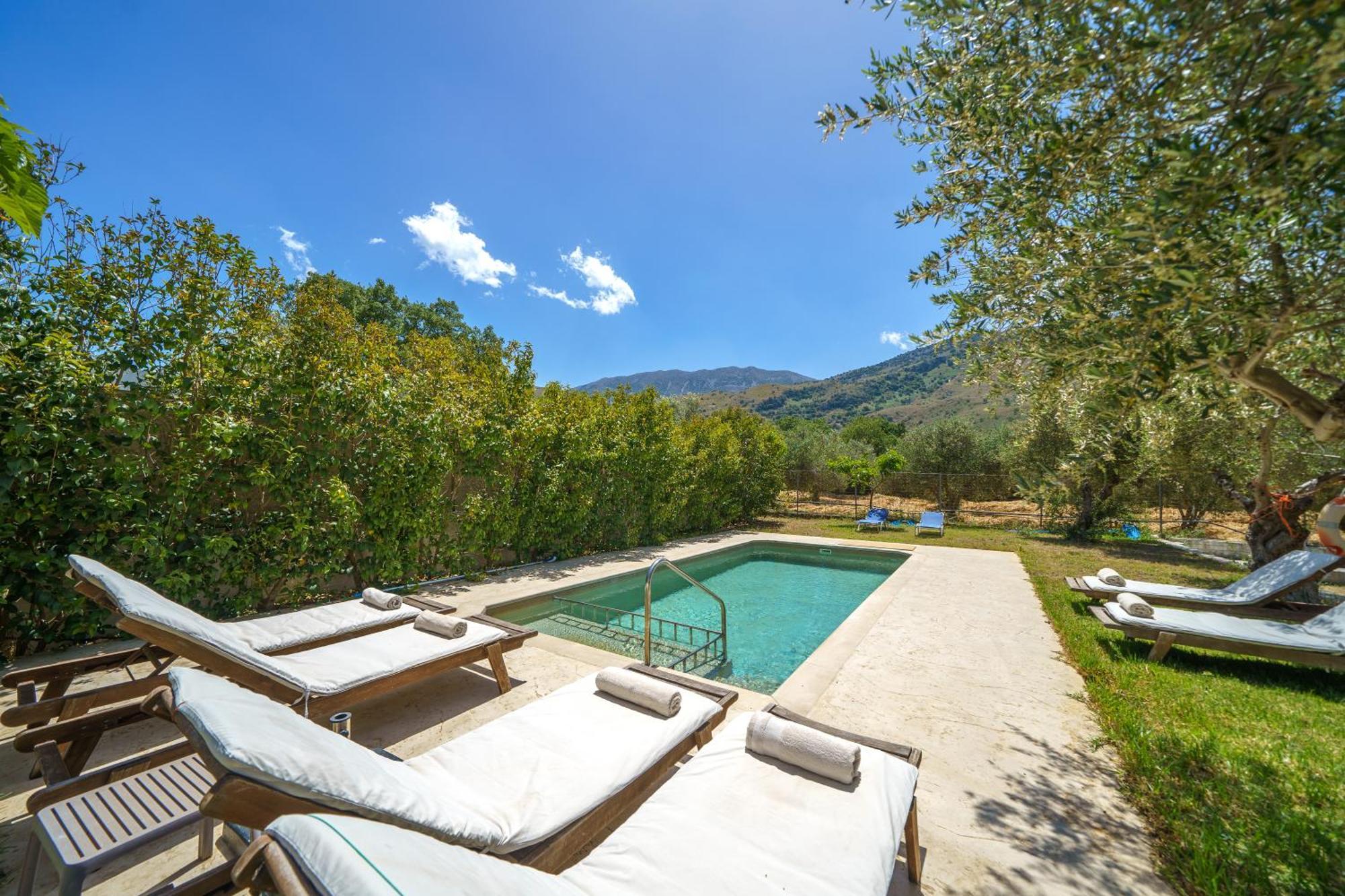 Villa Marian With Private Swimming Pool & Jacuzzi Γεωργιούπολη Εξωτερικό φωτογραφία